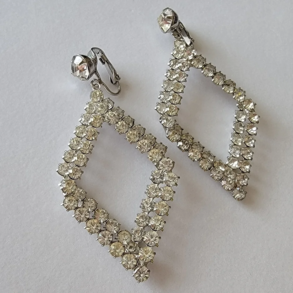 Vintage Clip-on Rhinestone Diamond Drop Earrings